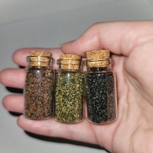 Hawiian Sand - Green, Black, and Red Sand Beaches